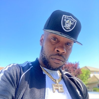 Fe tha Don’s latest project “Saucy Blood” is available now. FONKIN WIT MONEY on YOUTUBE RIGHT NOW (link in bio) My name is pronounced ‘FEE the Don’ Fe the God