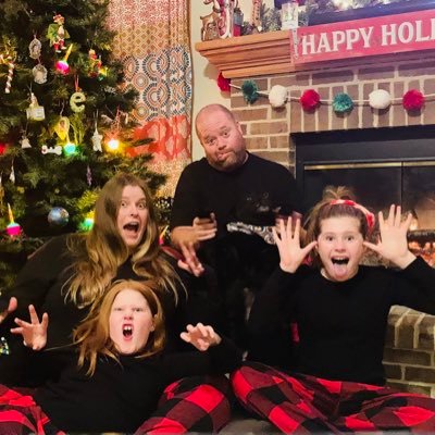 spencerY115's profile picture. Wife, Mom, Teacher at YHS