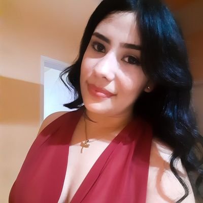 Rosimaartineez's profile picture. Diseñando para @akoyajewerlyy 🐚🌸