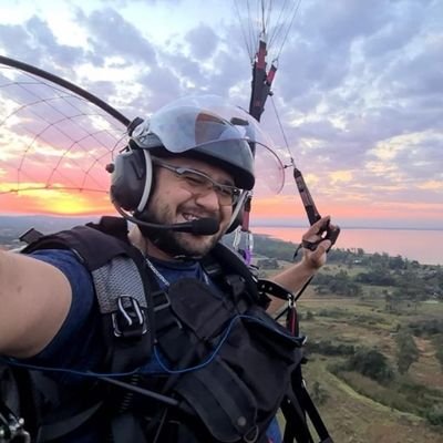 MoralesValandro's profile picture. El mundo esta lleno de buenas personas, si no las encuentras, sé una de ellas