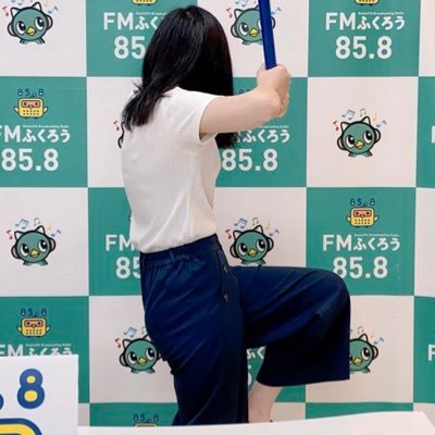 声を使ったお仕事と先生をしています。FMふくろう→CATV→FMふくろう&日本語教師 ※大変申し訳ありませんが、相互フォローの方以外からのDMは受け付けておりません。