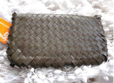 jack2brook's profile picture. Tweeting from Jack2Brook's eBay account! Lots of awesome finds for holiday gifts, your personal wardbrobe and your home!  Feel free to say hi :)