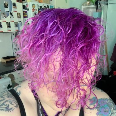 TVondoodlebug's profile picture. the AntiChrist of crazy cat women