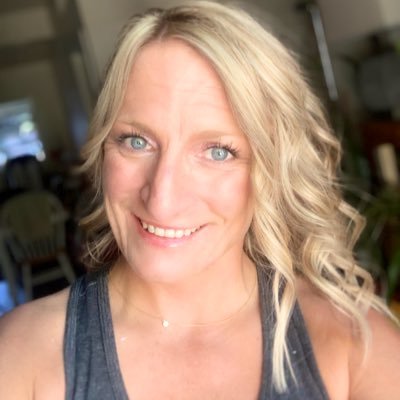 1SassyShan's profile picture. Pure magic