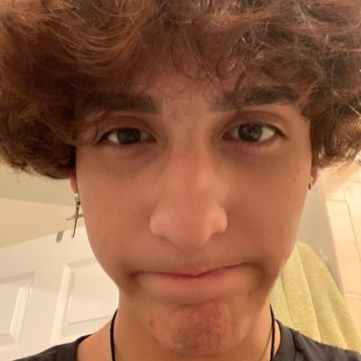 Insta: https://t.co/3CQpK6x8Pd Welcome to my Twitter😀