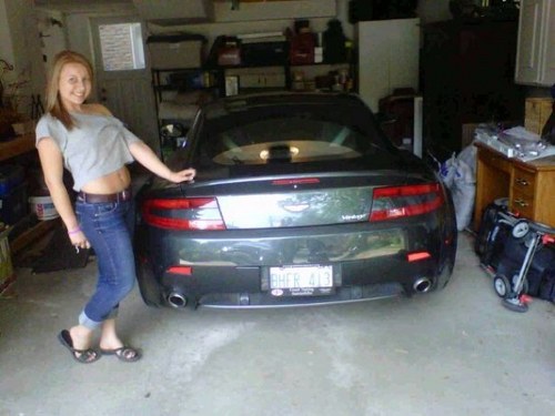 lax_xx's profile picture. Playing lacrosse is the closest I will ever get to Quidditch