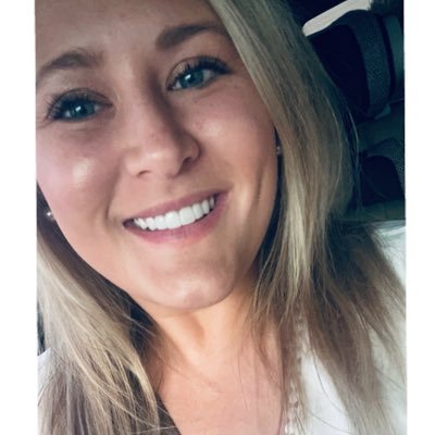 SparkleofKrissy's profile picture. 👩‍👧‍👧💗🐕☀️🏃🏼‍♀️