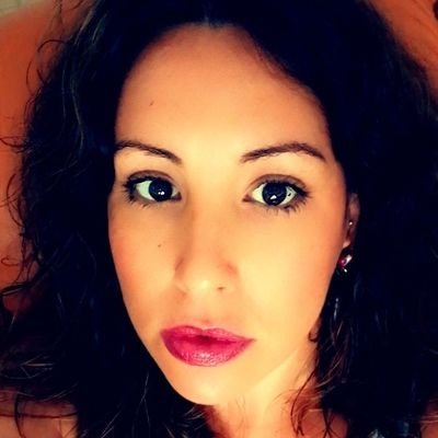 MarietaThePower's profile picture. Educadora apasionada. Eterna estudiante y actual opositora. Muy fan de la vida.