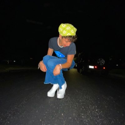 waytogogavin's profile picture. you look like the fourth of july | they/them