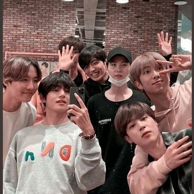 N48437274's profile picture. ARMY  BTS💜💜💜💜💜💜💜