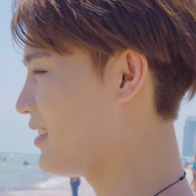 moooonta_eil's profile picture. 04