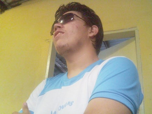 Twitter do Bruno Lima locutor q anima alegre as vezes meio piradim apaixonado por futebol e louco pela minha familia e minha namorada e isso o resto e com vcs