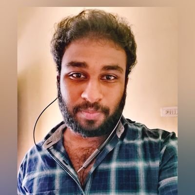 Thuth45's profile picture. Building my self to be an Engineer 😎