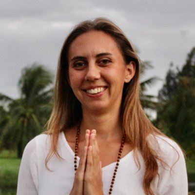 I'm a disciple of Shri Yogi Hari, student and teacher of Sampoorna Yoga. I live at Yogi Hari's Ashram in Miramar, FL and love sharing my knowledge of Yoga!