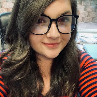 Doniaa's profile picture. 😬