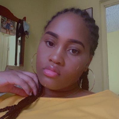 Uwi 2020 grad👩🎓 major: Accounting Minor: Management studies.