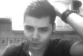 TsukiThom's profile picture. Bio ?! What?!