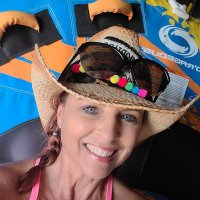 Kim White (@kimwhite1986) Twitter profile photo