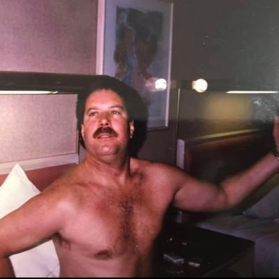 TylerRyuu's profile picture. Pics my dad crypto is annoying but I love it kinda shut show for sure @biasalva 💍