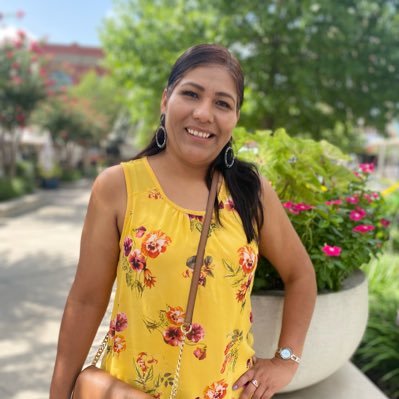 NBE_Gonzalez's profile picture. daughter, sister, mother, wife, educator, dual language teacher