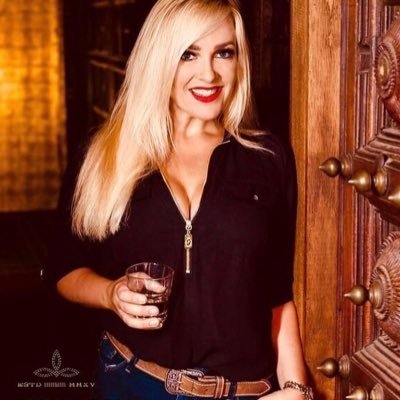 LoriCarcich's profile picture. Founder and CEO of @country_smooth Whiskey.