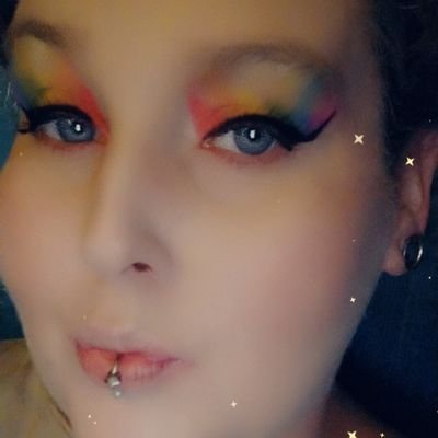 MelTeeHist's profile picture. Open University History BA 2:1 graduate. Open University MA History student! Procrastinatior,huge nerd, Circle peg in a world of square holes. She/Her 🟡🟩🤷‍♀️