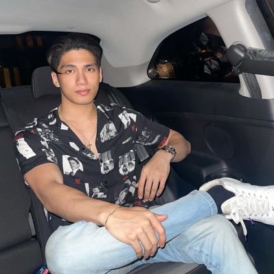 Princeclemente4's profile picture. 