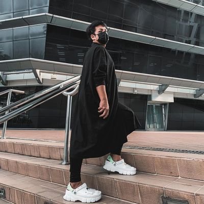 beyondfunny_e's profile picture. Unpredictable. Talkative. Different.