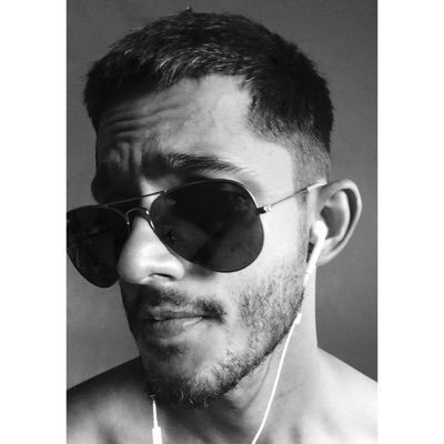 TheClassicSera's profile picture. Sri Lankan 🌴