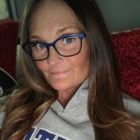 Stephanie Parks (@sparky7676) 's Twitter Profile