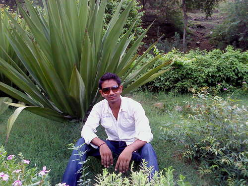 NeVeR TrY to UnDeRsTaNd AbOuT Me