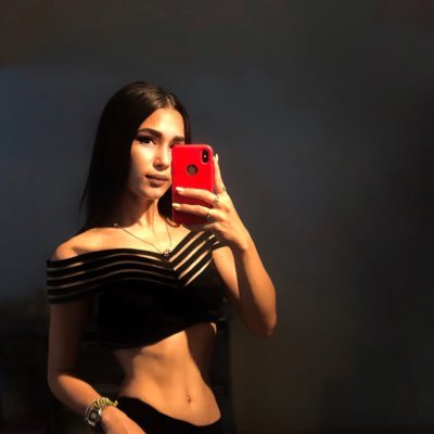 OrtegaLoiret's profile picture. IG loa_ortega Bailarina cubana 💃  📞