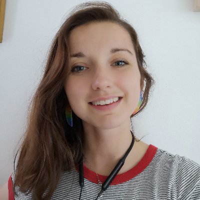 Tess Cooper π³οΈβπ Profile