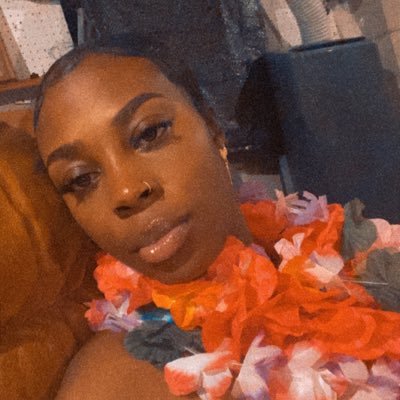 prettybillions's profile picture. 