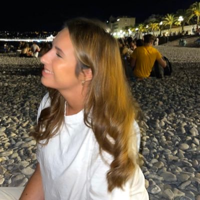 Penelop77139476's profile picture. c’est a ses manières qu’on juge un homme