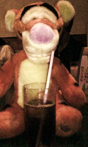 Morinokenya's profile picture. はじめまして（☆＾。＾☆）　テーマは様々、多種多様に、適当にﾂｲっていきたいと思っています★　ガン見は恥ずかしいので、チラ見同盟で、お願いしまーす♪♪