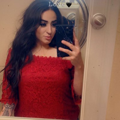 crystalchavez07's profile picture. 