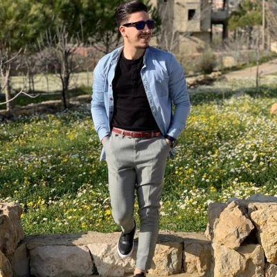 ما همه معجزهایم به دنبال کسی
هستیم که ما رو باور داشته باشه
نمایشگاه ماشین