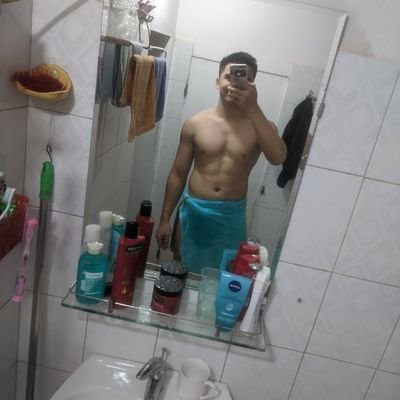 HongHon70225892's profile picture. Pháp danh: Thích Bú Lồn