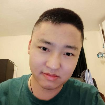 usy9h's profile picture. 五歲抬頭~ I am studying for a PhD in management.