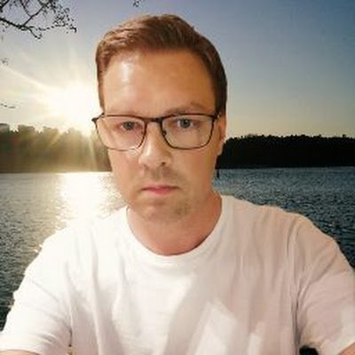 dan_palmqvist's profile picture. En svart och gul 4-barnsfar som kämpar med livet och inte tar något för givet.