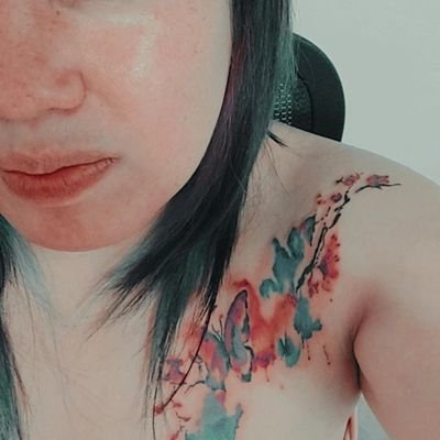 aribel2305's profile picture. 