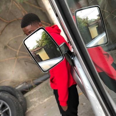 BOMG22290270's profile picture. artiste