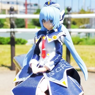 フレームアームズ·ガール等を使った擬人化プラモデルを作ってます。
planetarianとか戦闘妖精雪風、フルメタルパニック!等のAIや機械に萌える作品が大好きです。
トップ画は焼き焦げさんに描いていただきました。