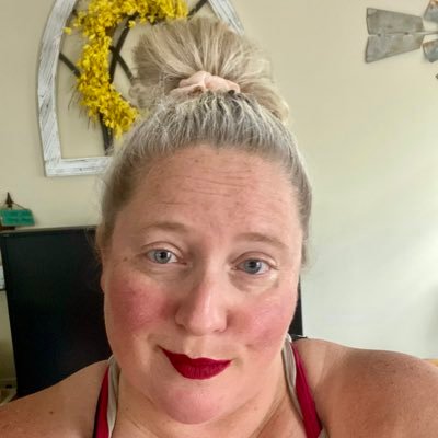 bessMayArod's profile picture. all things happen for a reason