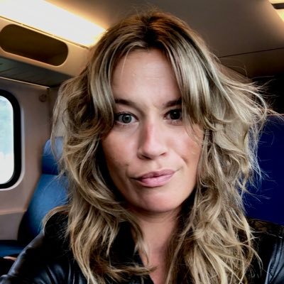 Community manager Centre of Expertise for Creative Innovation @amsterdamci, connecting college, research & community, city programming, traveler