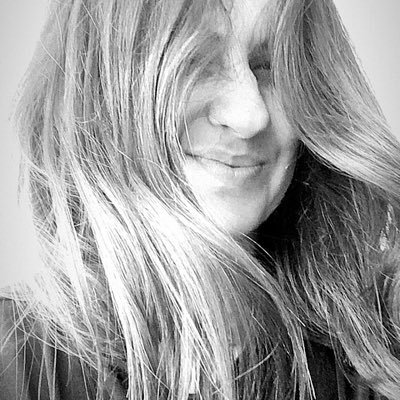 ThaiGambarra's profile picture. Arquiteta. Apaixonada por Historia e pela Cidade. Acredita no trabalho colaborativo. Mãe humana da Elza. Feminista. Atualmente vivendo no Chile.