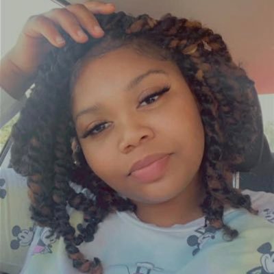 tweeting_on_him's profile picture. LLEL 💚🫶🏽