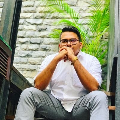 SamithaCooray's profile picture. 𝗝𝗼𝘀𝗵𝘂𝗮 𝟭:𝟵
🇱🇰 🇦🇺
Undergraduate at Swinburne University Melbourne | Operation Supervisor at Cooray Wood Products 
SACK 📚 | NCHS 🎓