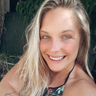 Coach sportive 💪
Gymnaste - Street workout 🤸♀️🏋️♀️
Toulon 🌞
